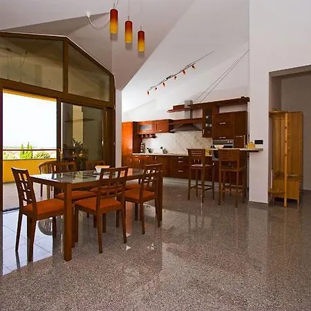 Ana Wellness S * Rovinj